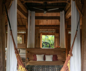 Joglo Manis Villa